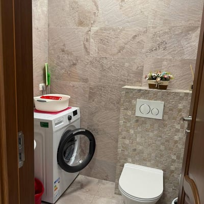 Rent of furnished 3-room apartments, 85 m², with a lake view, Constanța, Romania